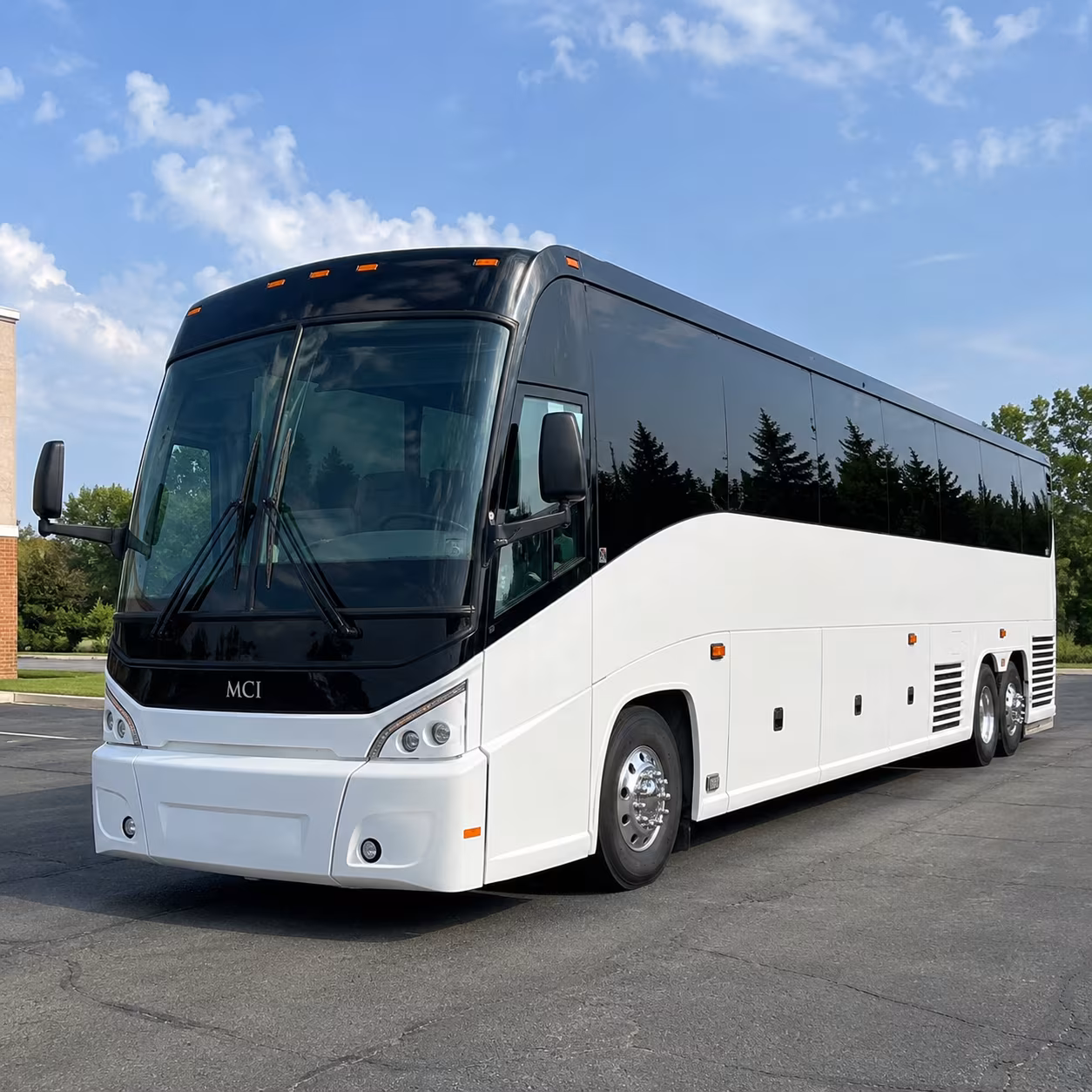 employee shuttle buses for ford campus and supplier groups