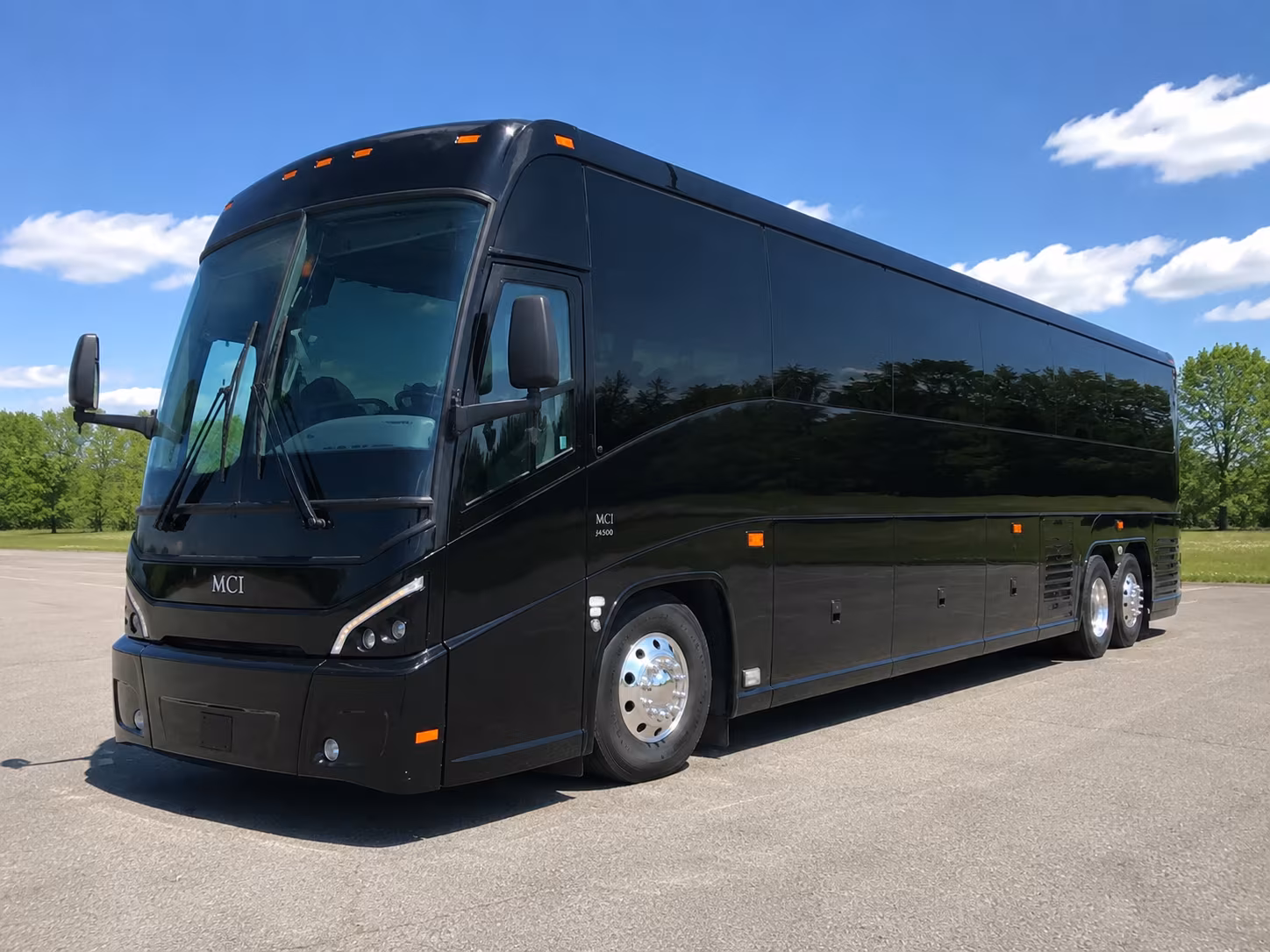 long distance buses to michigan international speedway and spartan stadium