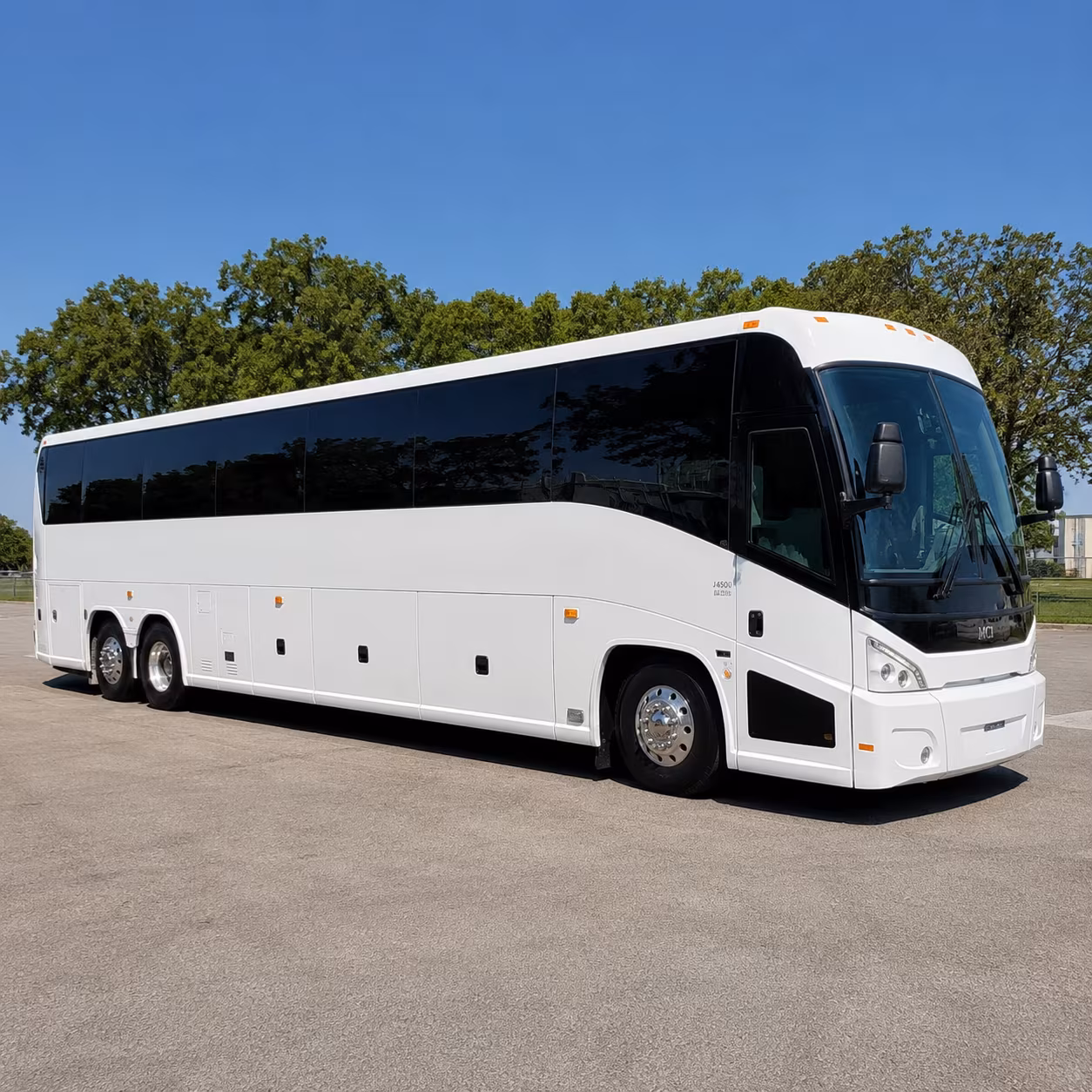 shuttle buses for the henry ford greenfield village and ford rouge tours