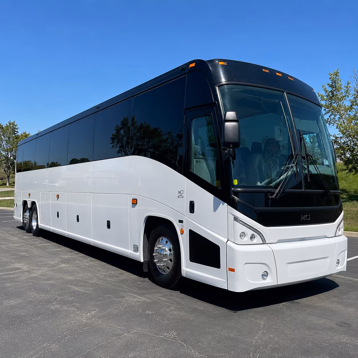 shuttle buses from dearborn hotels to dtw for corporate groups